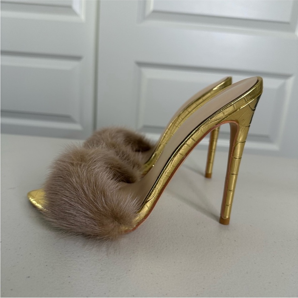 Richealnana Gold Open Toe High Heel Mules Real fur women’s sz 38 size 8